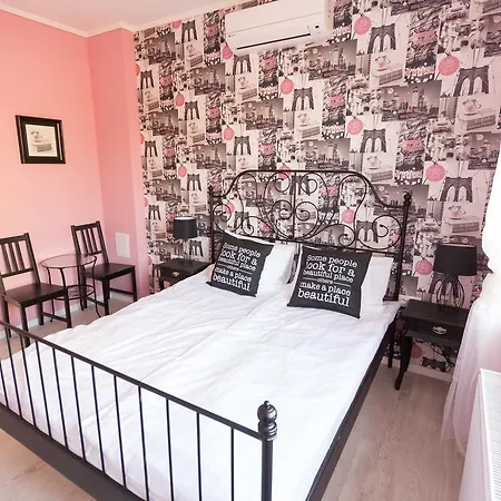 Harmonia Homestay *